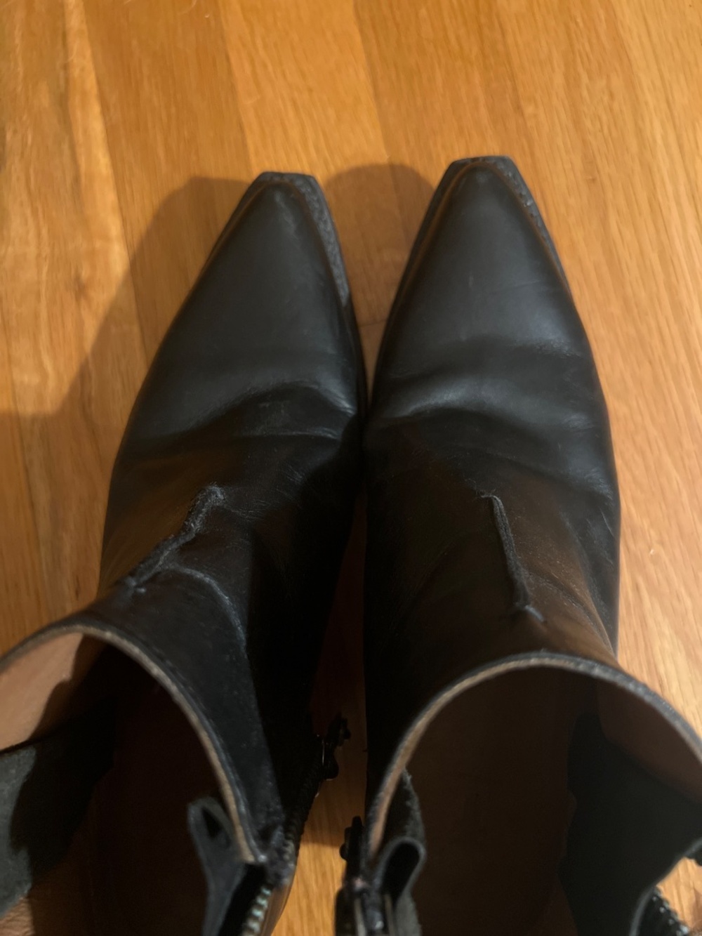 Frye Sasha Moto Shortie - black ankle boots/booties - size 6.5 - Picture 4 of 8